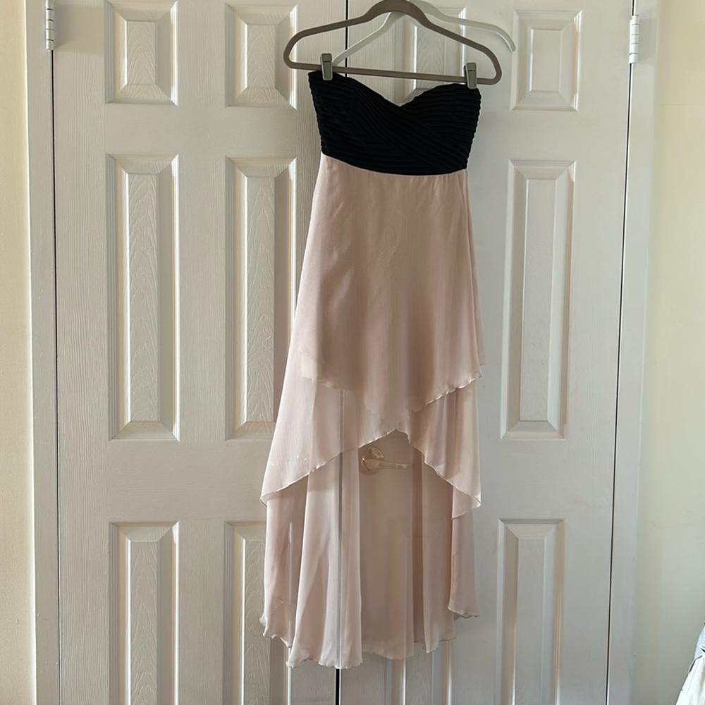 Strapless dress with multilayered sheer overlay